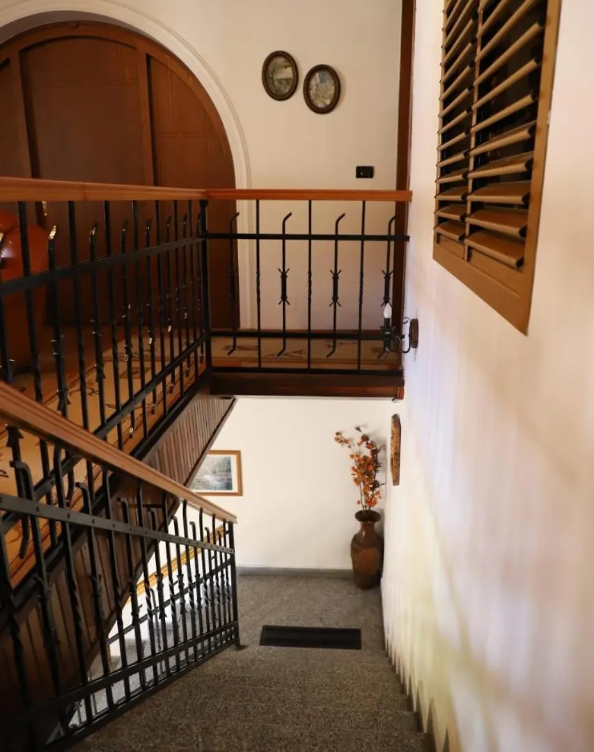Villa Palma Center Berat 0*,  Albanië