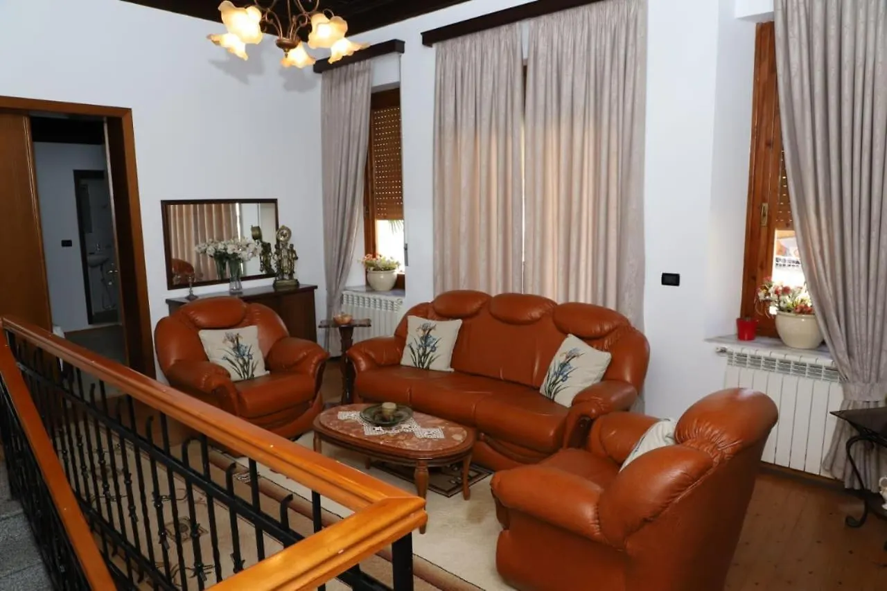 Gasthuis Villa Palma Center Berat
