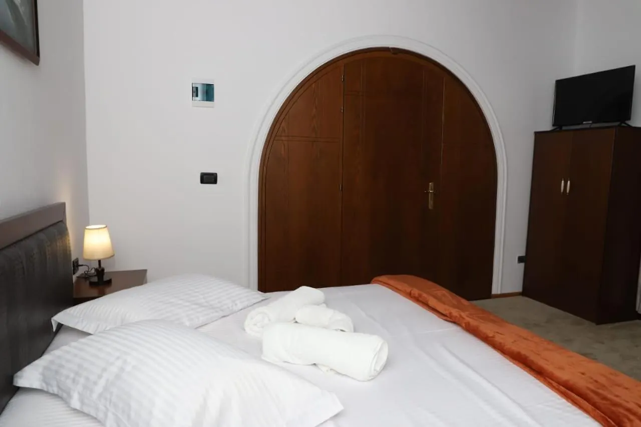 Villa Palma Center Berat 0*,  Albanië