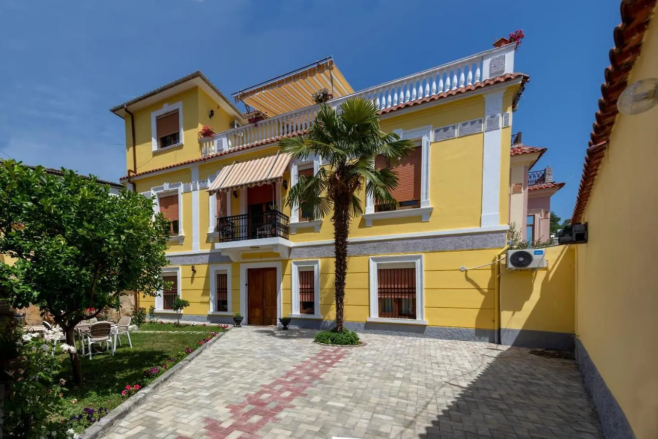 Villa Palma Center Berat